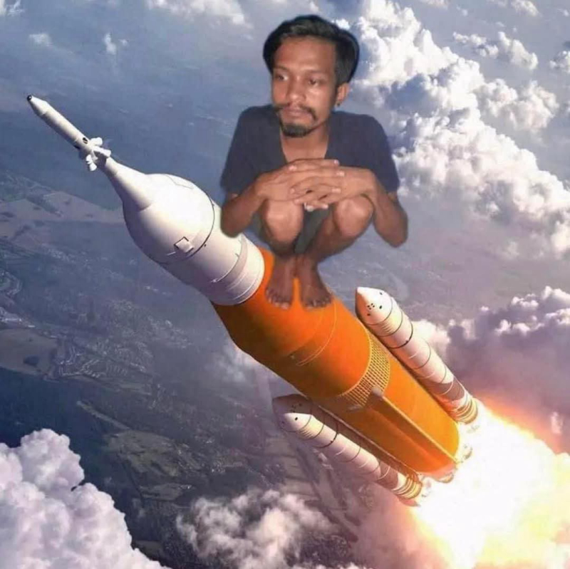 33696